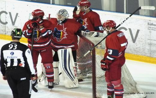 Photo hockey Hockey en Europe - Hockey en Europe : Grenoble (Les Brûleurs de Loups) - Grenoble, un tiers en retard Photo hockey Hockey en Europe - Hockey en Europe : Grenoble (Les Brûleurs de Loups) - Grenoble, un tiers en retard