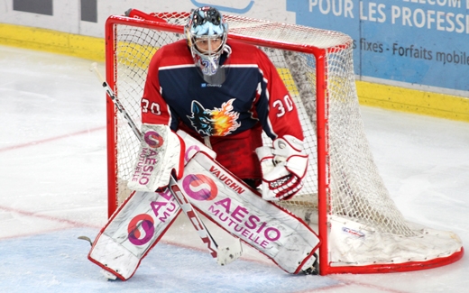 Photo hockey Hockey en Europe - Hockey en Europe - Grenoble solide à domicile Photo hockey Hockey en Europe - Hockey en Europe - Grenoble solide à domicile