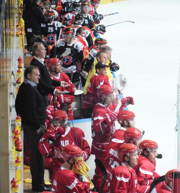 Photo hockey Hockey en Europe - Hockey en Europe - Hockeyades : Un deuxième tiers fatal