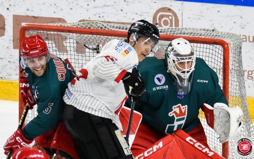 Photo hockey Hockey en France -  : Cergy-Pontoise vs Amiens  - Prépa - Retour gagnant sur la glace pour les Gothiques