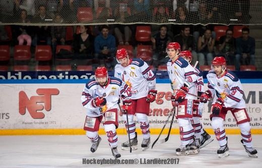 Photo hockey Hockey en France - : Grenoble vs Chamonix - Grenoble fait le métier en vingt minutes Photo hockey Hockey en France - : Grenoble vs Chamonix - Grenoble fait le métier en vingt minutes