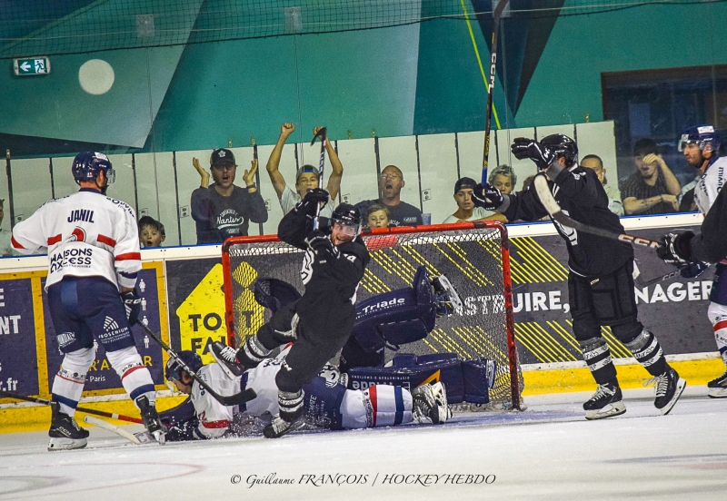 Photo hockey Hockey en France -  : Nantes vs Caen  - Préparatoire: Nantes s