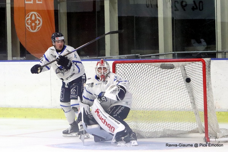 Photo hockey Hockey en France -  : Nice vs Gap  - PREPA - Victoire de Nice face à Gap