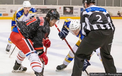 Photo hockey Hockey en France -  : Reims vs Valenciennes - Préparatoire - Valenciennes s