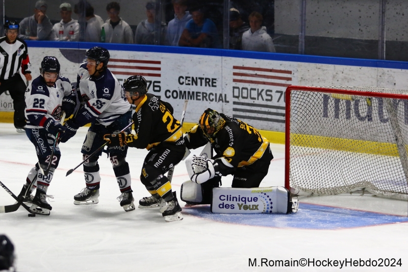Photo hockey Hockey en France - : Rouen vs Angers - Première réussie pour les dragons. Photo hockey Hockey en France - : Rouen vs Angers - Première réussie pour les dragons.
