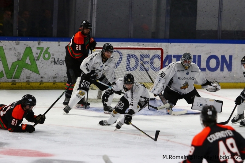 Photo hockey Hockey en France -  : Rouen vs Patriotes Université Québec Trois-Rivières - Rouen s