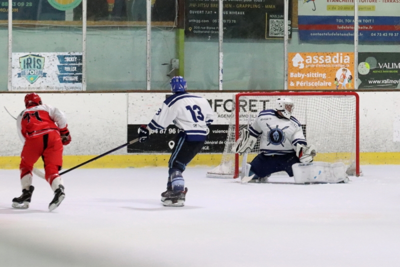 Photo hockey Hockey en France -  : Valence II vs Marseille - D4 - Les Lynx terminent sur une bonne note à le 3ème place !