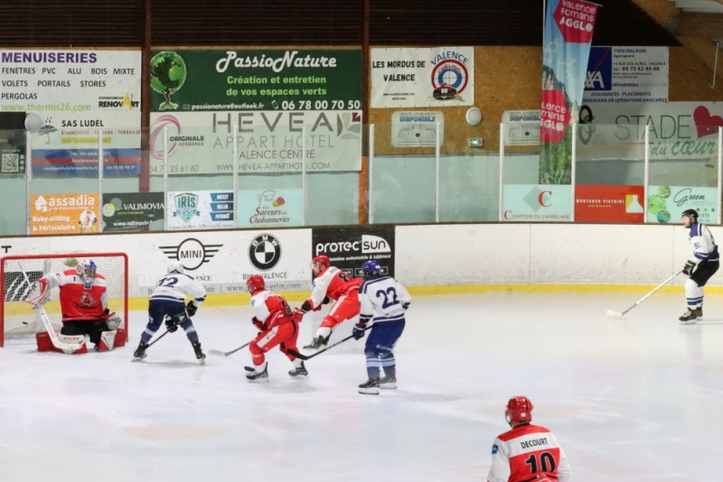 Photo hockey Hockey en France -  : Valence II vs Marseille - D4 - Les Lynx terminent sur une bonne note à le 3ème place !