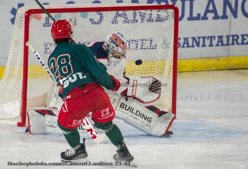 Photo hockey Hockey en France - Hockey en France - Seconde victoire amicale à Pole Sud Photo hockey Hockey en France - Hockey en France - Seconde victoire amicale à Pole Sud
