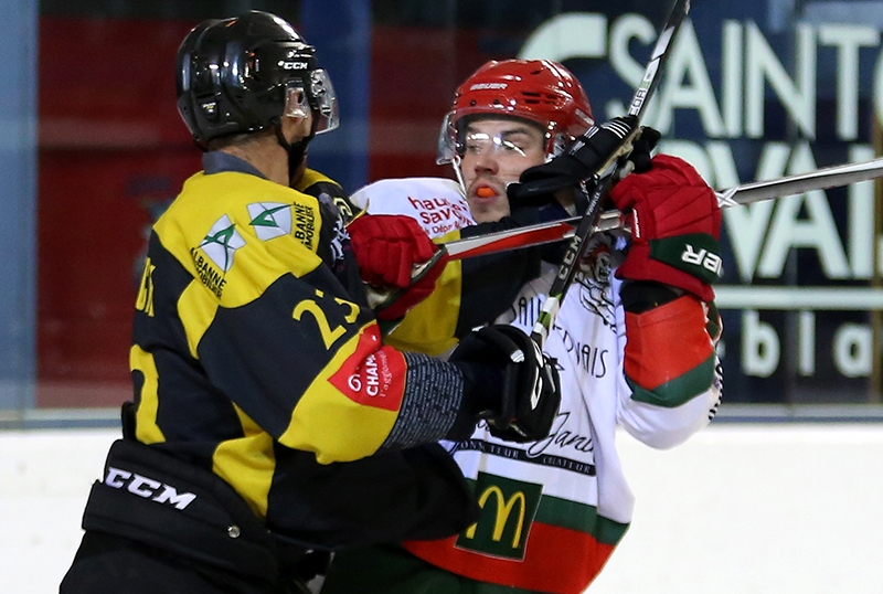 Photo hockey Hockey en France - Hockey en France - Une nouvelle opposition au couteau ! Photo hockey Hockey en France - Hockey en France - Une nouvelle opposition au couteau !