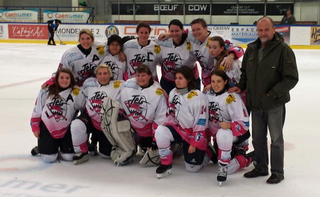 Photo hockey Hockey Féminin - Hockey Féminin : Evry  (Les Peaux Rouges Evry Centre Essonne) - L’équipe Féminine d’Evry/Viry a commencé son championnat