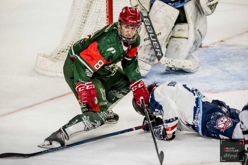Photo hockey Hockey Féminin -  : Cergy-Pontoise / Féminin vs Tours / Féminine - Carré final Féminin élite : Tours ne lâche pas son titre