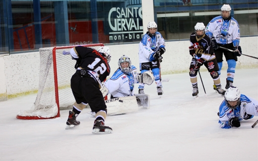 Photo hockey Hockey Mineur - Hockey Mineur - ½ finale U15 : Sans-faute pour le HC74 Photo hockey Hockey Mineur - Hockey Mineur - ½ finale U15 : Sans-faute pour le HC74