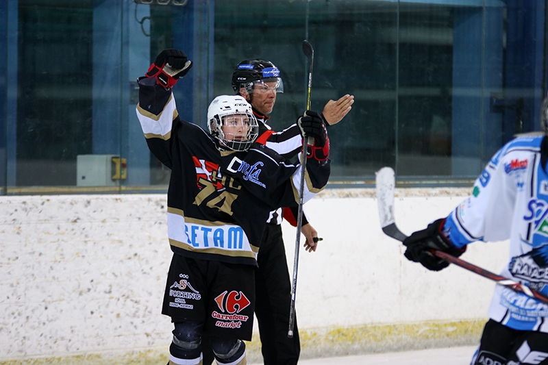 Photo hockey Hockey Mineur - Hockey Mineur - ½ finale U15 : Sans-faute pour le HC74 Photo hockey Hockey Mineur - Hockey Mineur - ½ finale U15 : Sans-faute pour le HC74