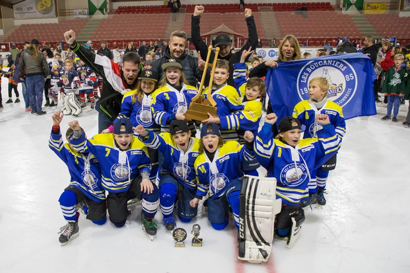 Photo hockey Hockey Mineur - Hockey Mineur : Gap (Association Promotion du Hockey sur glace) - Retour du Trophée Bauer des Petits Champions Photo hockey Hockey Mineur - Hockey Mineur : Gap (Association Promotion du Hockey sur glace) - Retour du Trophée Bauer des Petits Champions