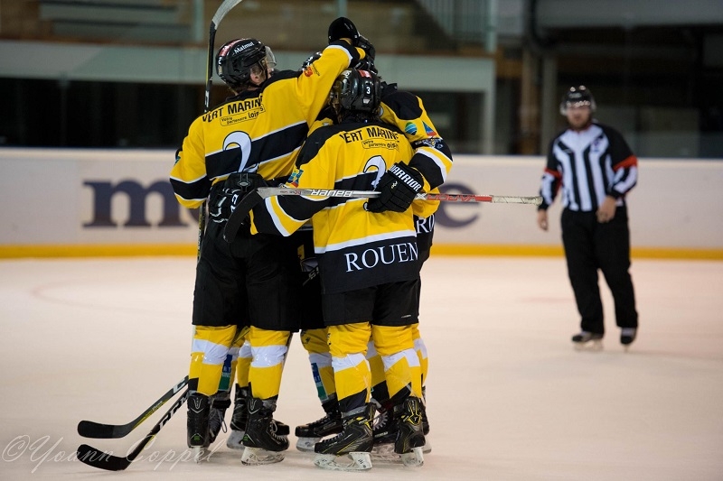 Photo hockey Hockey Mineur - Hockey Mineur - U20 : La solidarité a payé !
