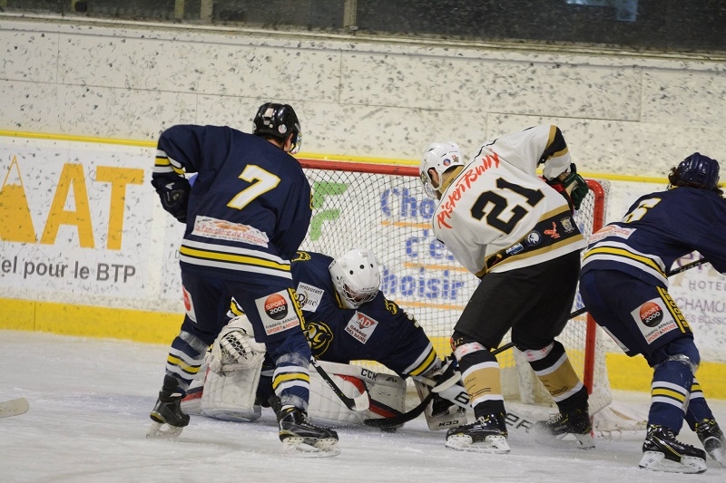 Photo hockey Hockey Mineur - Hockey Mineur - U20 : Le HC74 ne tremble pas ! Photo hockey Hockey Mineur - Hockey Mineur - U20 : Le HC74 ne tremble pas !