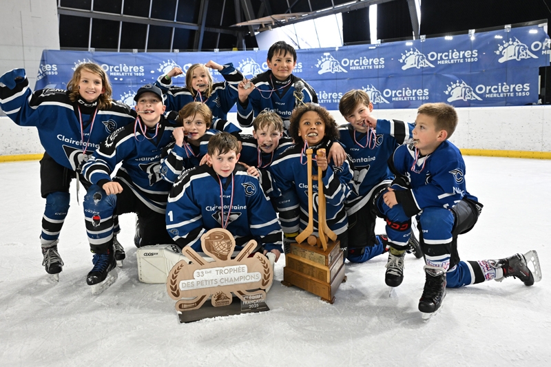 Photo hockey Hockey Mineur - Hockey Mineur - Week-end de hockey inoubliable dans les Hautes Aples - Trophée Bauer 2025 Photo hockey Hockey Mineur - Hockey Mineur - Week-end de hockey inoubliable dans les Hautes Aples - Trophée Bauer 2025