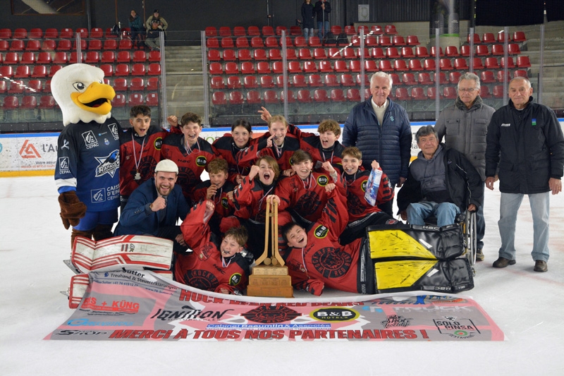 Photo hockey Hockey Mineur - Hockey Mineur - Week-end de hockey inoubliable dans les Hautes Aples - Trophée Bauer 2025 Photo hockey Hockey Mineur - Hockey Mineur - Week-end de hockey inoubliable dans les Hautes Aples - Trophée Bauer 2025