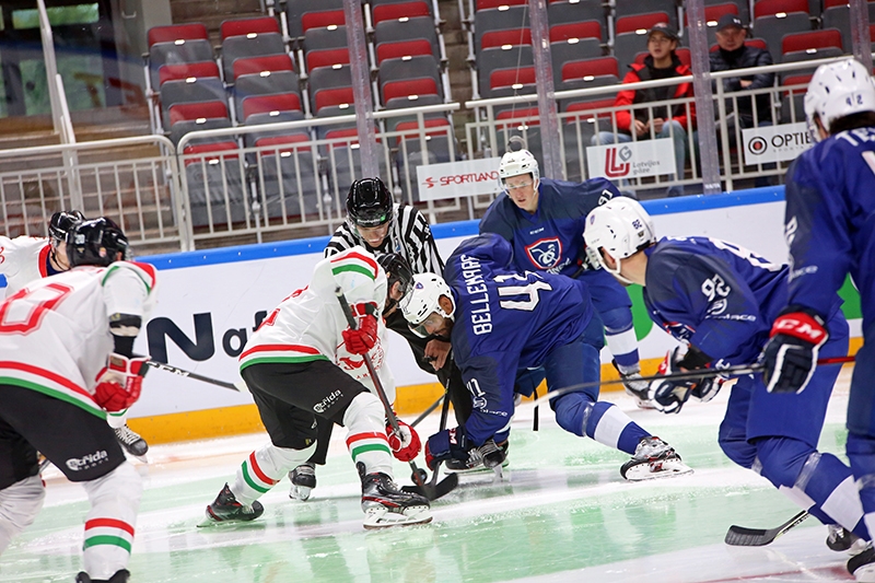 Photo hockey Jeux olympiques -  : France (FRA) vs Hongrie (HUN) - TQO : La France renverse les Hongrois en ouverture