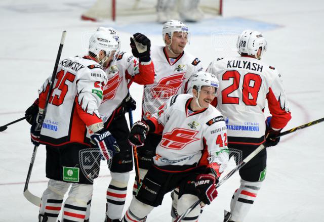 Photo hockey KHL - Kontinental Hockey League - KHL - Kontinental Hockey League - KHL : Confirmations et égalisations