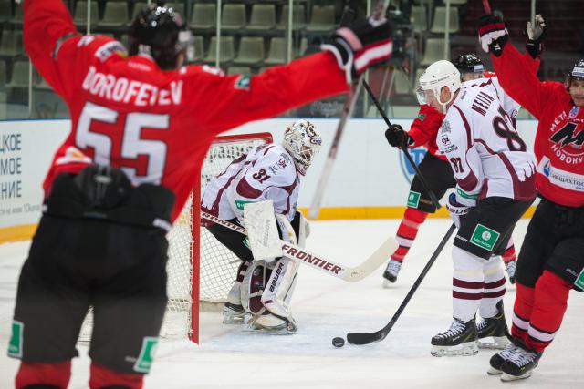 Photo hockey KHL - Kontinental Hockey League - KHL - Kontinental Hockey League - KHL : Déploiement de force