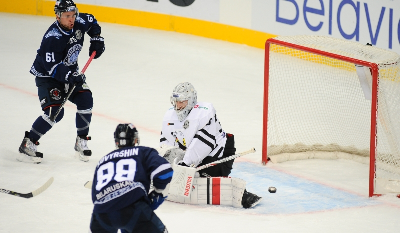 Photo hockey KHL - Kontinental Hockey League - KHL - Kontinental Hockey League - KHL : Enfin un match référence Photo hockey KHL - Kontinental Hockey League - KHL - Kontinental Hockey League - KHL : Enfin un match référence