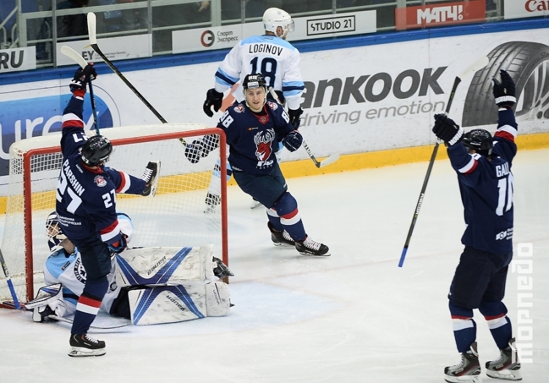 Photo hockey KHL - Kontinental Hockey League - KHL - Kontinental Hockey League - KHL : Le brâme du Cerf Photo hockey KHL - Kontinental Hockey League - KHL - Kontinental Hockey League - KHL : Le brâme du Cerf