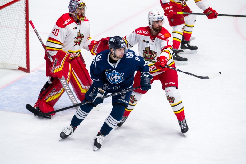 Photo hockey KHL - Kontinental Hockey League - KHL - Kontinental Hockey League - KHL : Le cuirassé abat le dragon