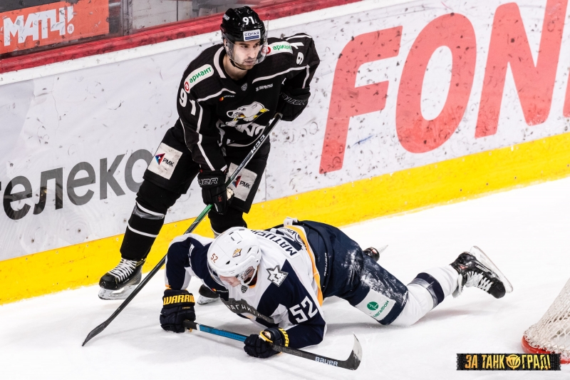 Photo hockey KHL - Kontinental Hockey League - KHL - Kontinental Hockey League - KHL : Pas enterré