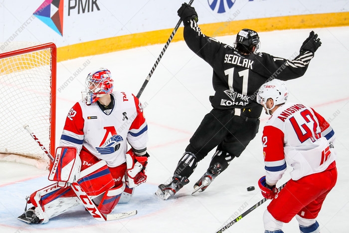 Photo hockey KHL - Kontinental Hockey League ARCHIVES - KHL - Kontinental Hockey League ARCHIVES - KHL : Le Traktor fonce