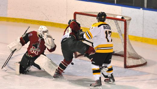 Photo hockey LHJMQ - Ligue de Hockey Junior Majeur du Québec - LHJMQ - Ligue de Hockey Junior Majeur du Québec - Kahnawake : baston... Photo hockey LHJMQ - Ligue de Hockey Junior Majeur du Québec - LHJMQ - Ligue de Hockey Junior Majeur du Québec - Kahnawake : baston...