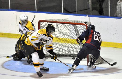 Photo hockey LHJMQ - Ligue de Hockey Junior Majeur du Québec - LHJMQ - Ligue de Hockey Junior Majeur du Québec - Kahnawake : le hockey amérindien 