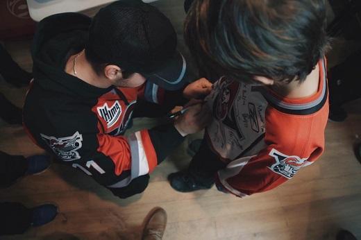 Photo hockey LHJMQ - Ligue de Hockey Junior Majeur du Québec - LHJMQ - Ligue de Hockey Junior Majeur du Québec - LHJMQ : Belle journée avec les Voltigeurs