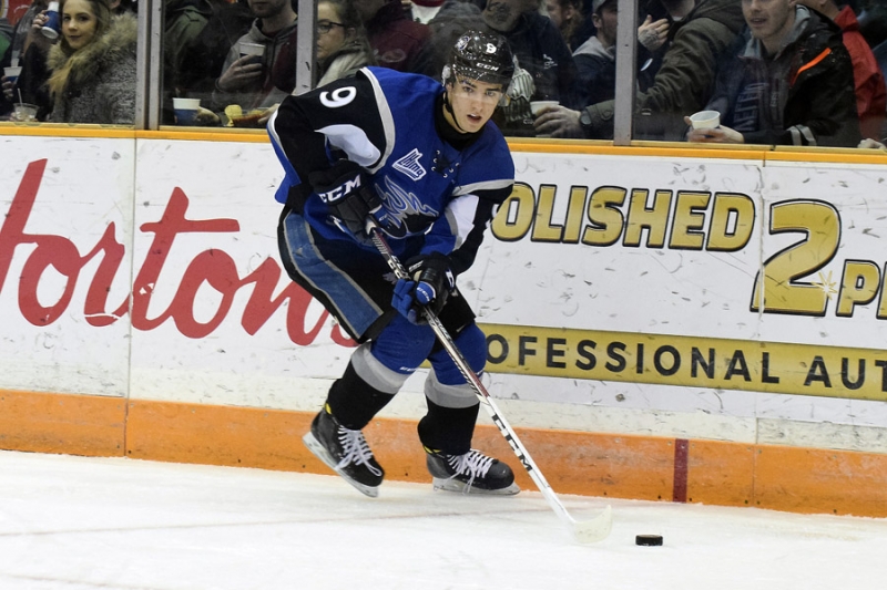 Photo hockey LHJMQ - Ligue de Hockey Junior Majeur du Québec ARCHIVES - LHJMQ - Ligue de Hockey Junior Majeur du Québec ARCHIVES - LHJMQ : Entretien avec Joseph Veleno