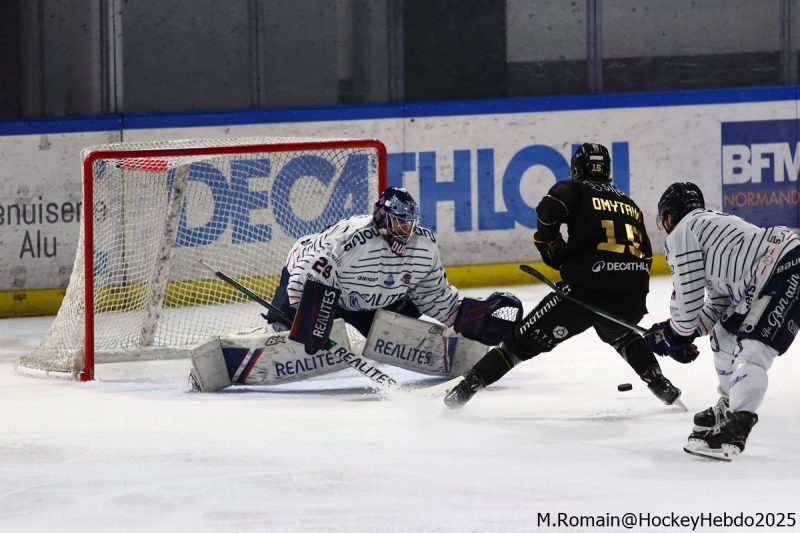 Photo hockey Ligue Magnus - Coupe de France - 1/2 de Finale : Rouen vs Angers - Tempête Angevine sur l’île Lacroix. Photo hockey Ligue Magnus - Coupe de France - 1/2 de Finale : Rouen vs Angers - Tempête Angevine sur l’île Lacroix.