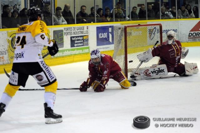 Photo hockey Ligue Magnus - Coupe de la Ligue : 1/2 finale, retour : Dijon  vs Rouen - La forteresse ducale a brûlé.