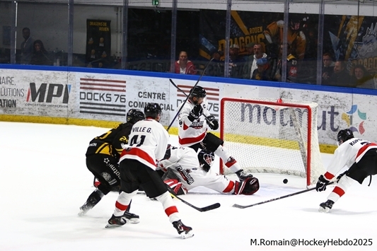 Photo hockey Ligue Magnus - Ligue Magnus  : 17ème journée : Rouen vs Chamonix  - Les Dragons s’imposent sans briller.