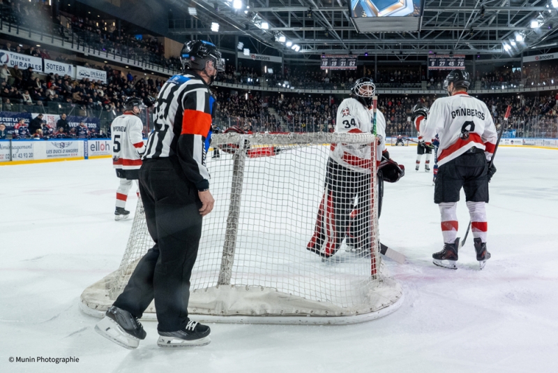 Photo hockey Ligue Magnus - Ligue Magnus  : 31ème journée : Angers  vs Chamonix  - Angers en maitre face aux Pionniers