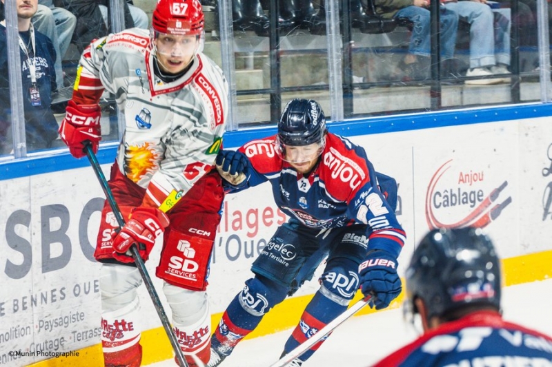 Photo hockey Ligue Magnus - Ligue Magnus  : 37ème journée : Angers  vs Grenoble  - Victoire des Ducs face à Grenoble