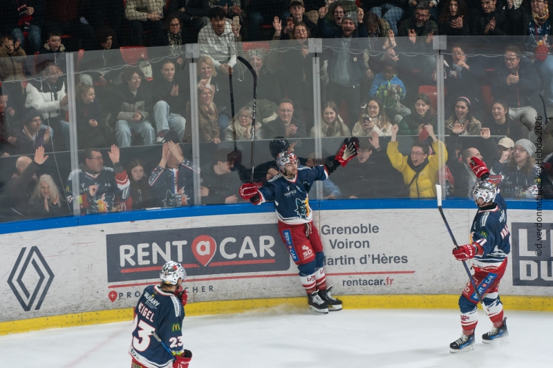Photo hockey Ligue Magnus - Ligue Magnus  : 38ème journée : Grenoble  vs Anglet - Grenoble coule l’Hormadi