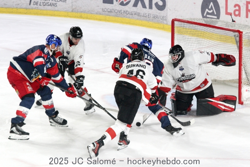 Photo hockey Ligue Magnus - Ligue Magnus  : 3ème journée : Grenoble  vs Chamonix  - Grenoble surclasse Chamonix