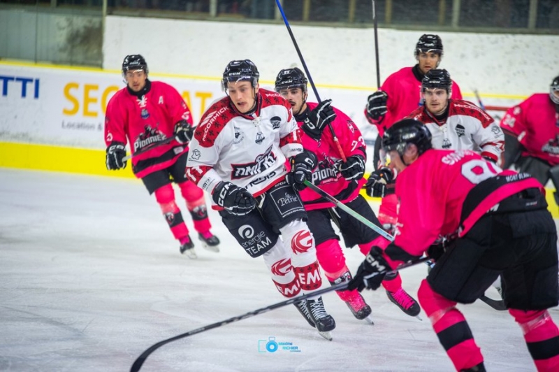 Photo hockey Ligue Magnus - Ligue Magnus  : 7ème journée : Chamonix  vs Amiens  - 7ème journée - Chamonix vs Briançon