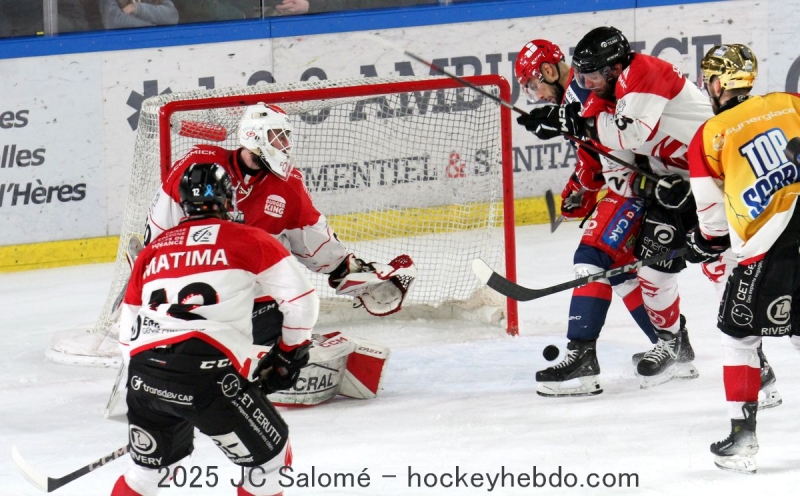 Photo hockey Ligue Magnus - Ligue Magnus - 1/2 Finale - Match 2 : Grenoble  vs Amiens  - Grenoble égalise face à Amiens