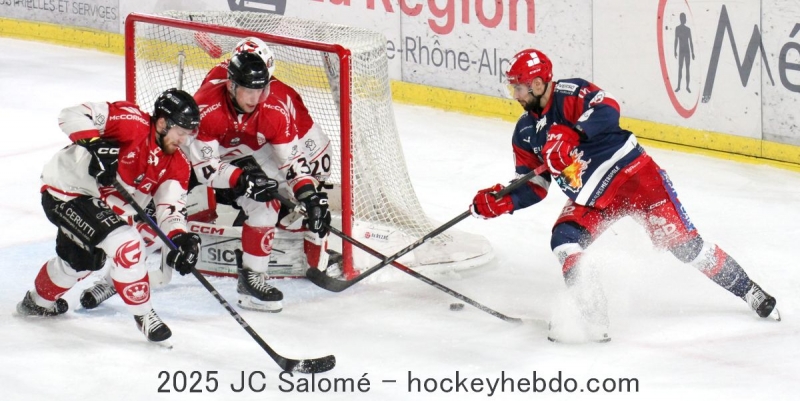 Photo hockey Ligue Magnus - Ligue Magnus - 1/2 Finale - Match 2 : Grenoble vs Amiens - Grenoble égalise face à Amiens Photo hockey Ligue Magnus - Ligue Magnus - 1/2 Finale - Match 2 : Grenoble vs Amiens - Grenoble égalise face à Amiens