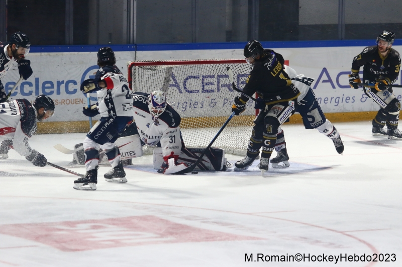 Photo hockey Ligue Magnus - Ligue Magnus - 1/2 finale match 1 : Rouen vs Angers - LM : Première pierre pour Rouen Photo hockey Ligue Magnus - Ligue Magnus - 1/2 finale match 1 : Rouen vs Angers - LM : Première pierre pour Rouen