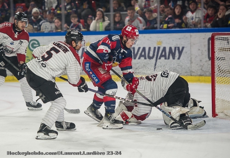 Photo hockey Ligue Magnus - Ligue Magnus - 1/2 Finale match 3 : Grenoble  vs Bordeaux - Grenoble revient à 2-1 !