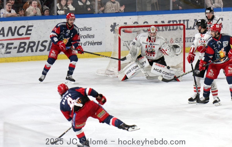Photo hockey Ligue Magnus - Ligue Magnus - 1/4 de Finale - Match 1 : Grenoble  vs Nice - Hiérarchie difficilement respectée