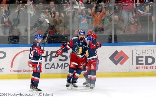 Photo hockey Ligue Magnus - Ligue Magnus - 1/4 de Finale - Match 2 : Grenoble  vs Briançon  - Grenoble double la mise difficilement ! 