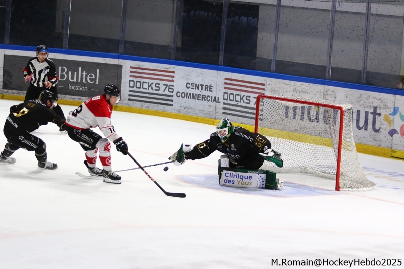 Photo hockey Ligue Magnus - Ligue Magnus - 1/4 de Finale - Match 2 : Rouen vs Amiens - Des Gothiques plus réalistes. Photo hockey Ligue Magnus - Ligue Magnus - 1/4 de Finale - Match 2 : Rouen vs Amiens - Des Gothiques plus réalistes.